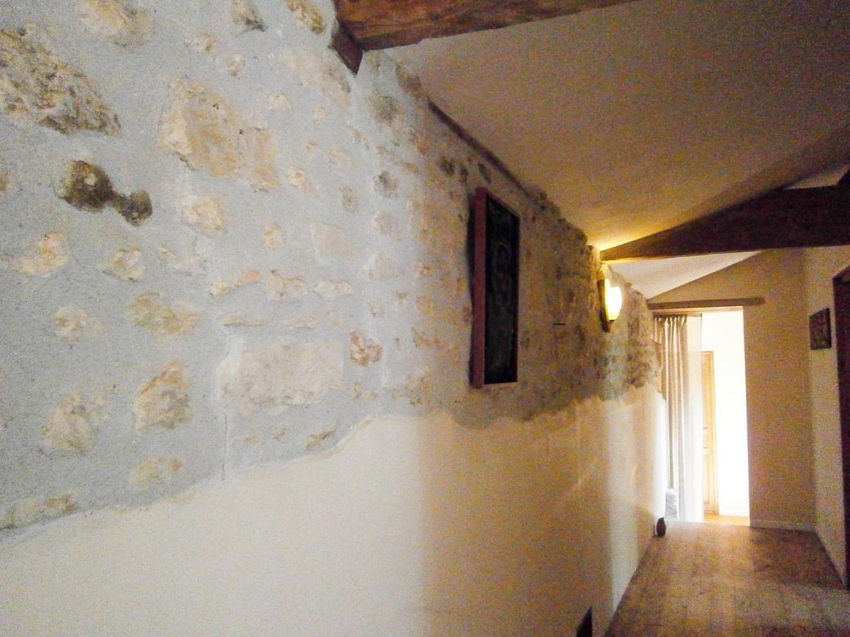 Bed and Breakfast Le Charhido Saint-Fort-sur-Gironde Esterno foto