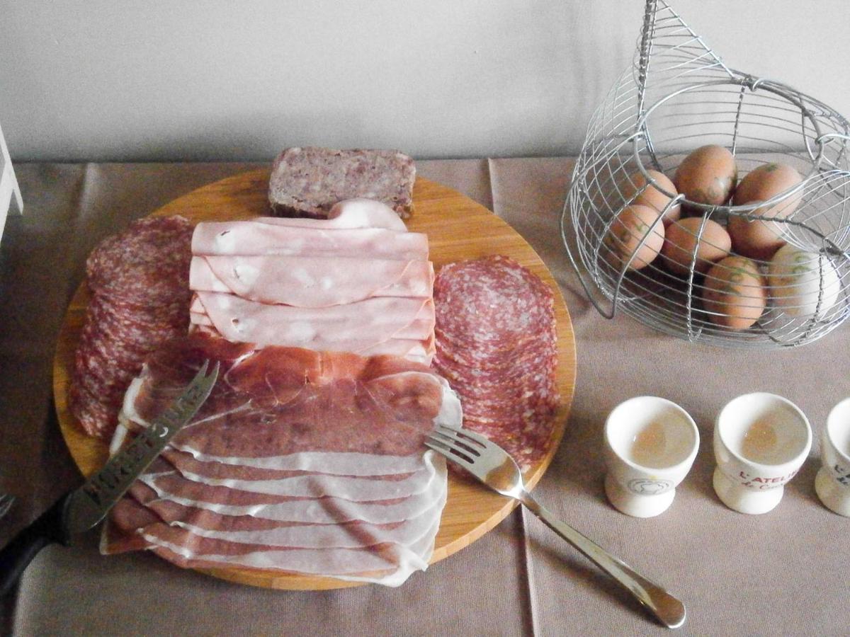 Bed and Breakfast Le Charhido Saint-Fort-sur-Gironde Esterno foto