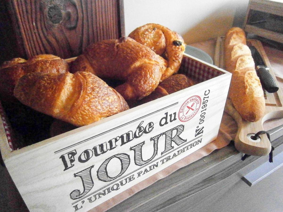 Bed and Breakfast Le Charhido Saint-Fort-sur-Gironde Esterno foto