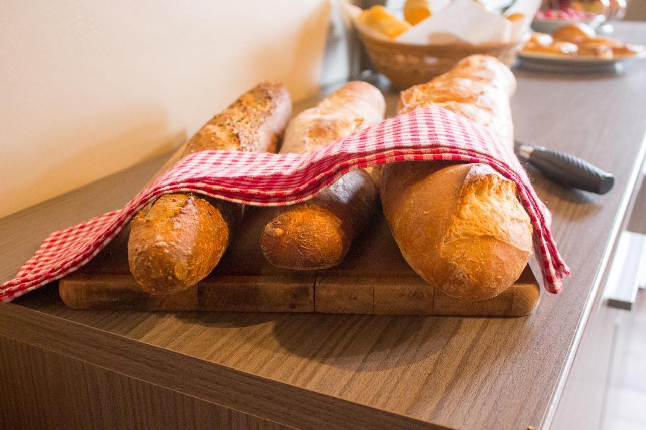 Bed and Breakfast Le Charhido Saint-Fort-sur-Gironde Esterno foto