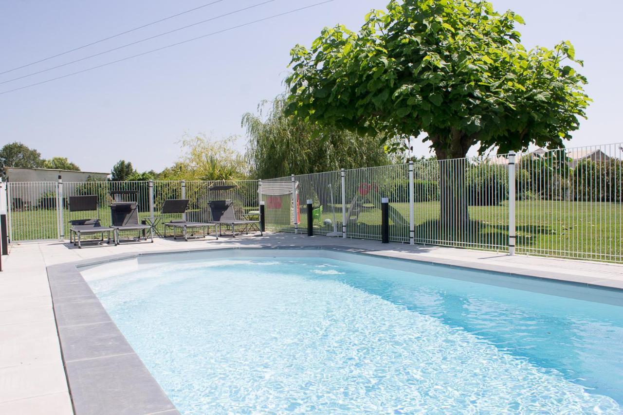 Bed and Breakfast Le Charhido Saint-Fort-sur-Gironde Esterno foto